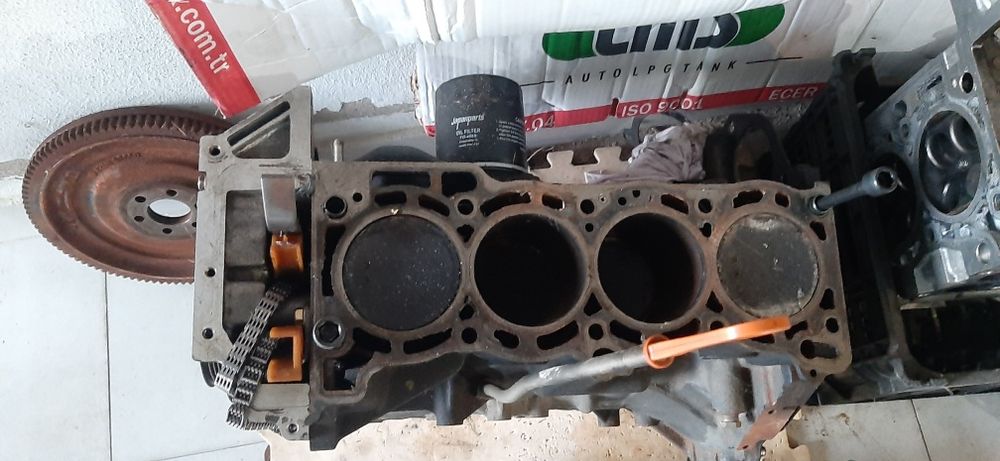 Motor Nissan primera p12 2003