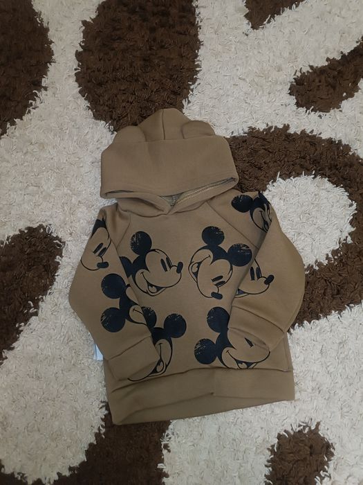 Продам костюмчик