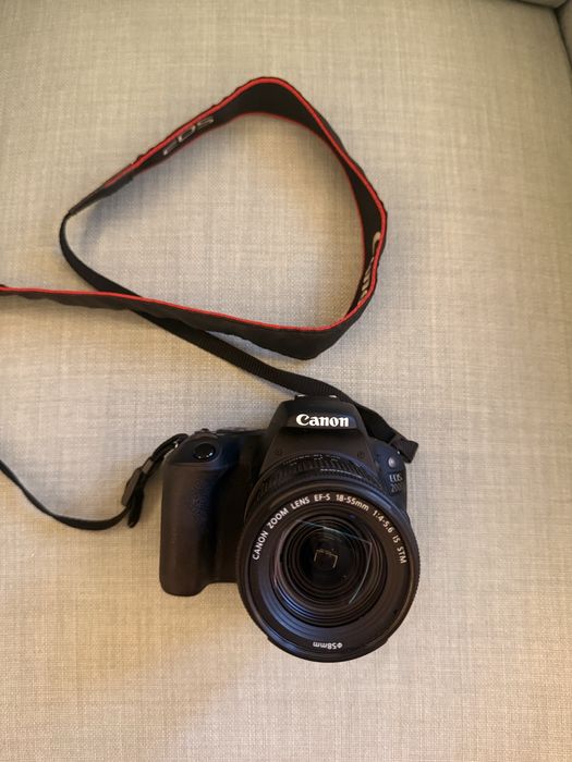 Canon 200D + Lente 18-55