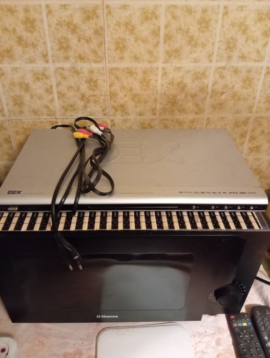 DVD дивиди плеер без пульта.