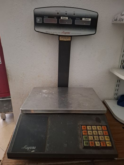 Vários utensílios de café