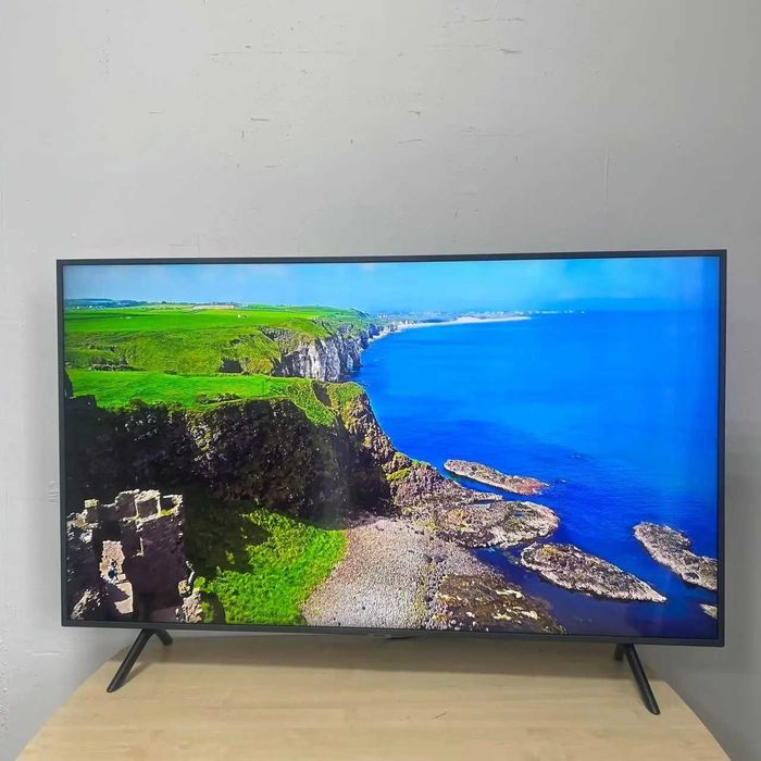 Samsung 45" 4K Smart TV T2 стильний безрамковий з кріпленням подарунок
