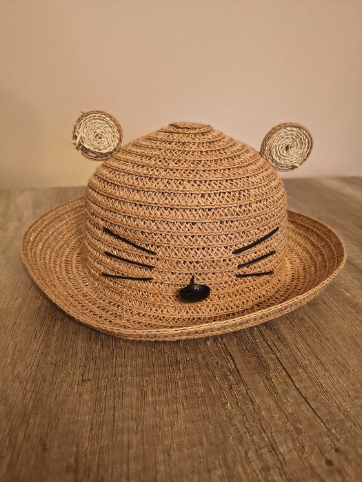 Kapelusz dziecięcy zwierzątko z uszkami stan bdb wiek 3-5 lat