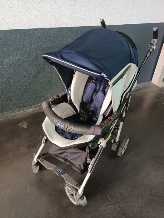 Carrinho de bebé Chicco azul/branco