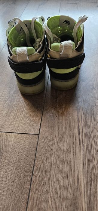 Nike Air force 1 mid react black ghost green