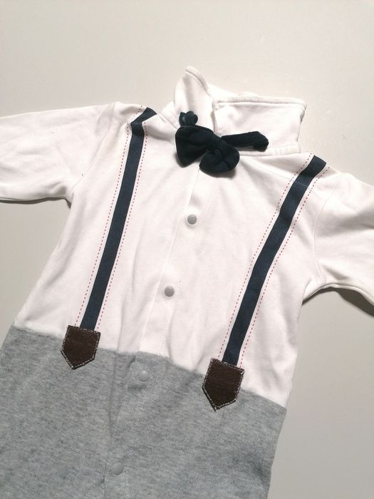 Babygrow Branco e Cinza