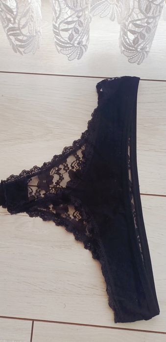 Stringi nowe, majtki rozmiar  L