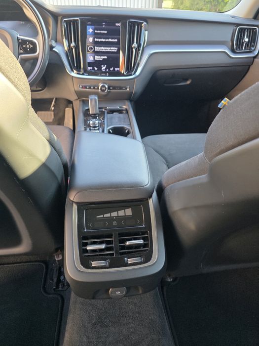 Volvo V60 B5 B AWD Geartronic Momentum
