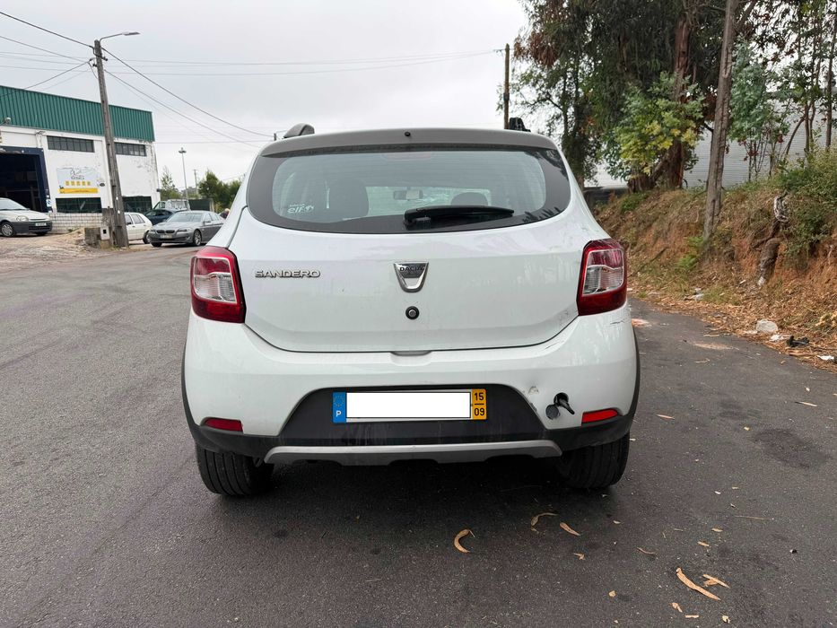 DACIA Sandero 0.9 TCE Salvado