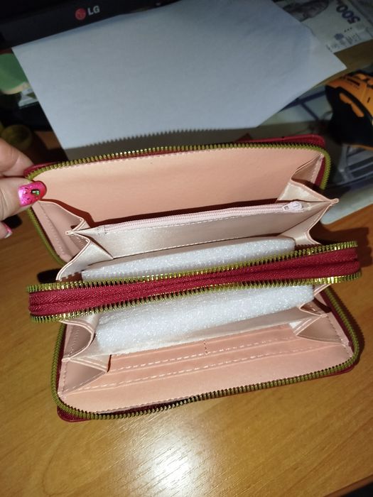 Продам новый кошелек.