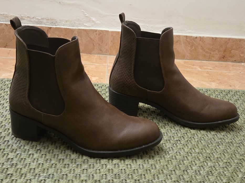Botas Castanhas 38