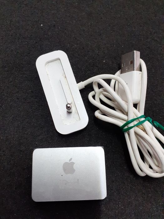 Apple iPod A1204 2gb