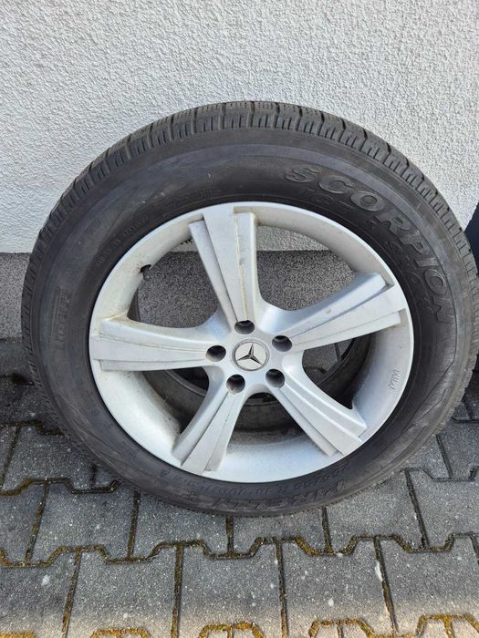 Felgi aluminiowe Mercedes 18" 5x112 ET47 + opony Pirelli 255/55 R18