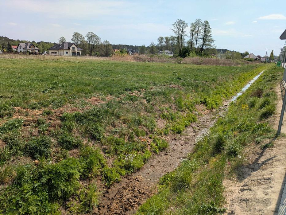 Sprzedam bezpośrednio działkę budowlaną na warszawskiej Białołęce o pow. 1000 m². Wymiary 24.70x39.63 - Widok 3