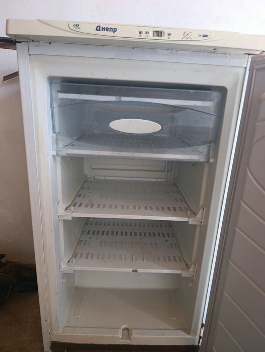 Продам морозильну камеру