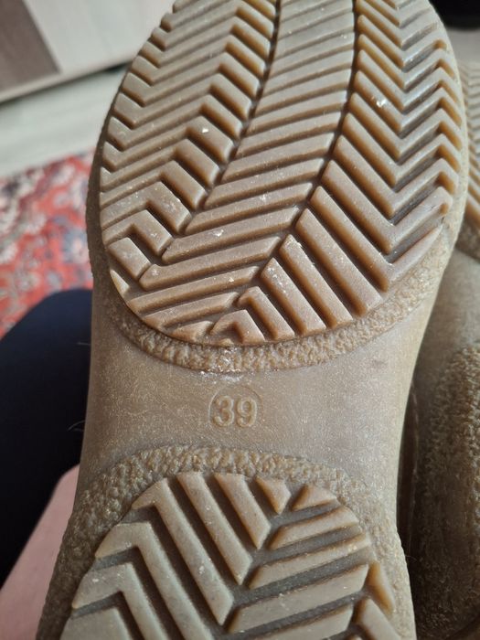 Валянки жіночі 39.