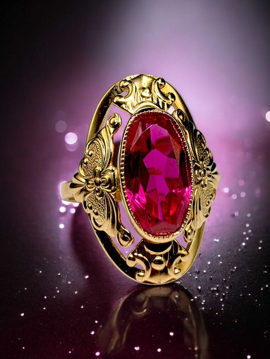 Zdobiony pierścionek z czerwonym oczkiem I 585 I Świetny stan