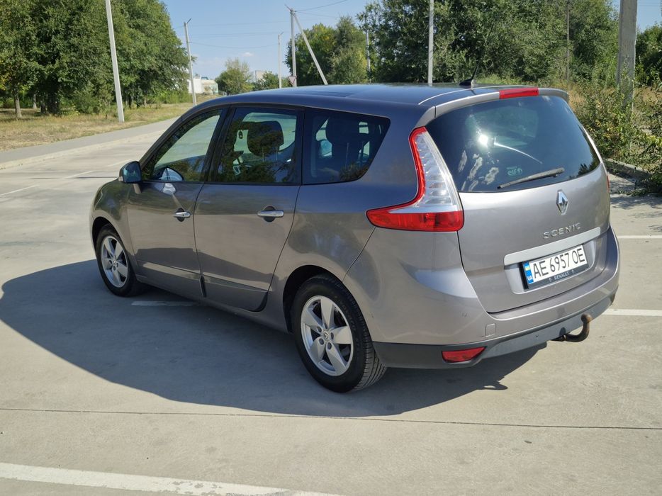 Renault Grand scenic 3, 2009 року