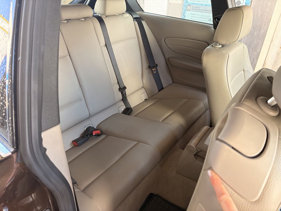 BMW 140000km 2.0 diesel