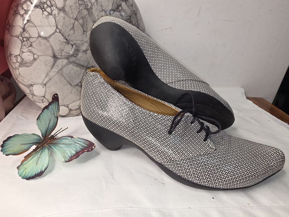 Tracey Neuls czółenka skórzane 38 ideał buty luksusowe 1440zl