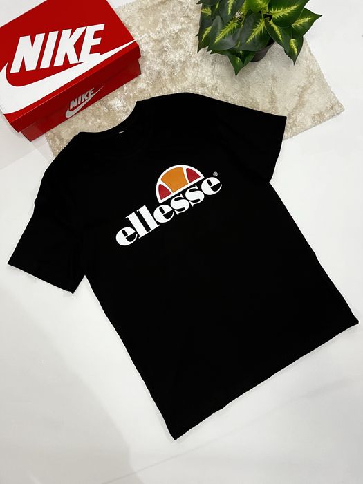 Футболка Ellesse / Чорна базова футболка Еліс / Футболка Элис / Елис