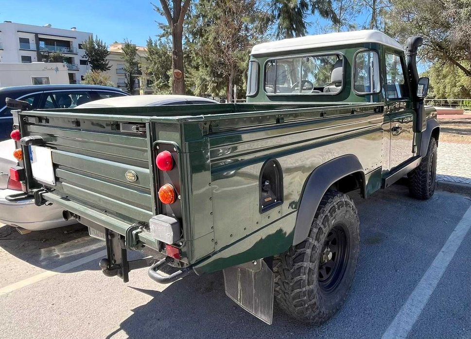 Defender 110 HCPU 2.5 Diesel – Nacional - Pick-up 3 lugares – Homologado TT - 78 mil km