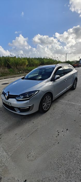 Renault Megane 1.5 dCi Automático – Muito Económico, Conforto e Fiabil
