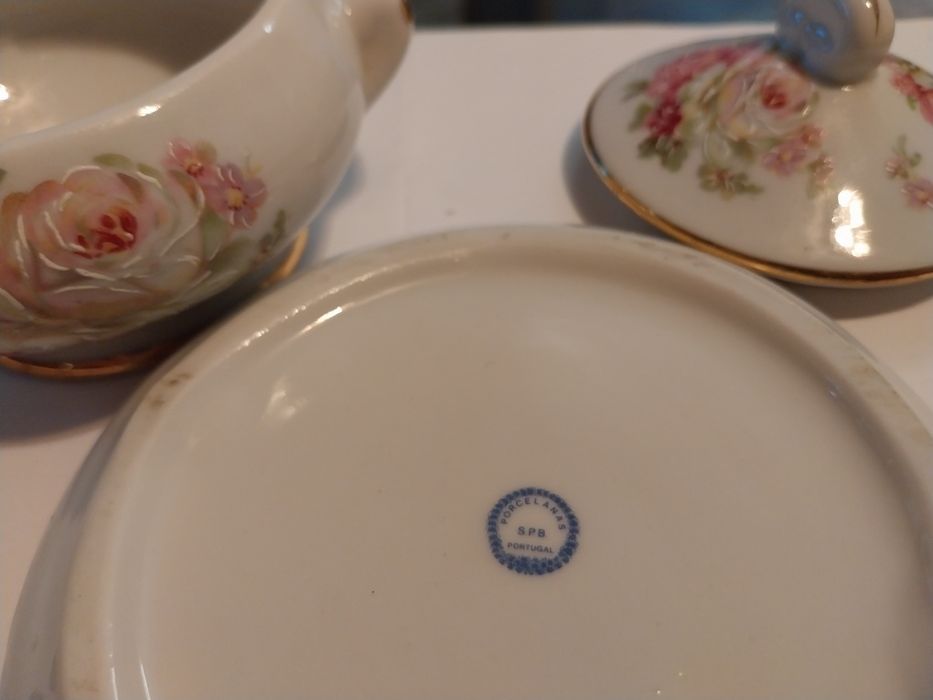 Bules / guarda jóias SPB porcelana