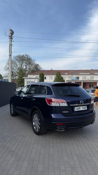 Продам Mazda CX9 з рідним пробігом.