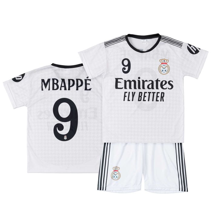 Strój piłkarski dziecięcy Real Madryt Mbappe rozm. 122