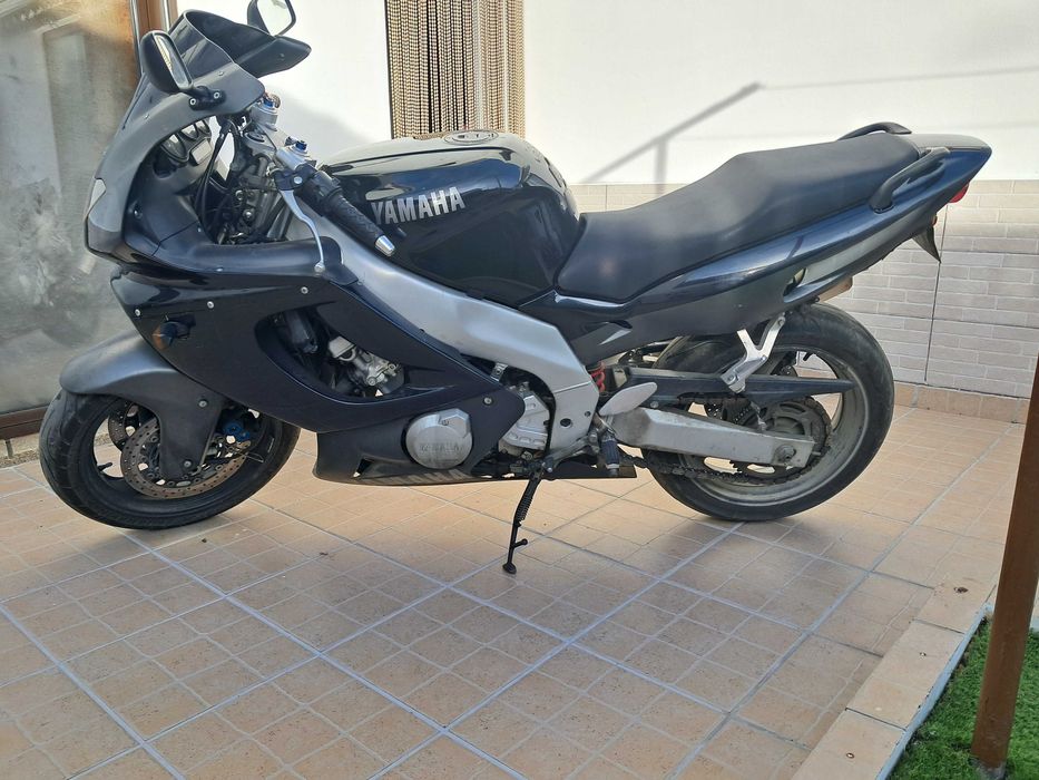 Moto impecavel apenas vendo para desocupar