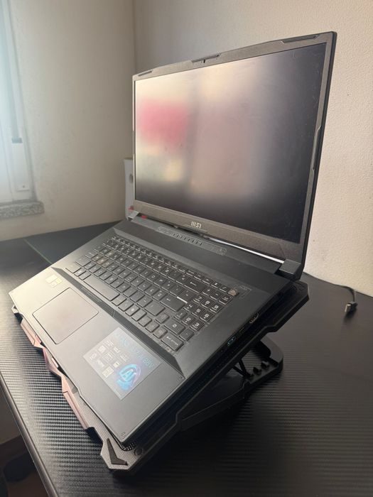 PC MSI KATANA A17+ base de refrigeração