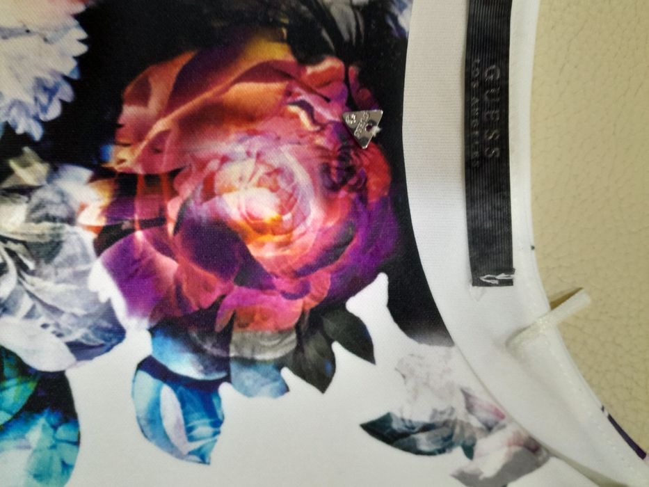 Top Guess estampado curto