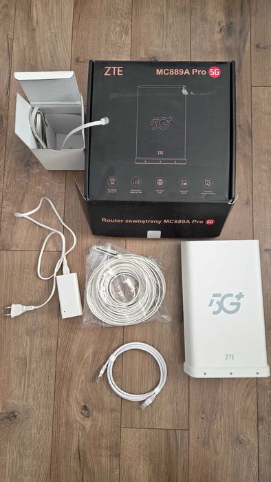 ZTE MC889A Pro 5G – zewnętrzny modem/router 5G, antena, 2.5 GbE