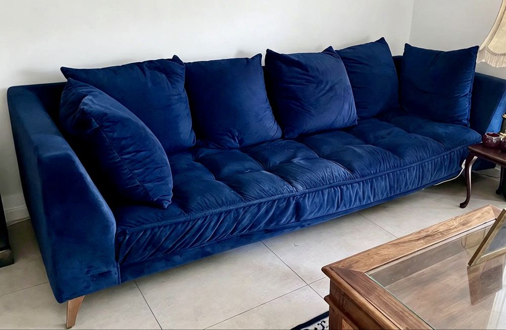 Duża nierozkladana sofa