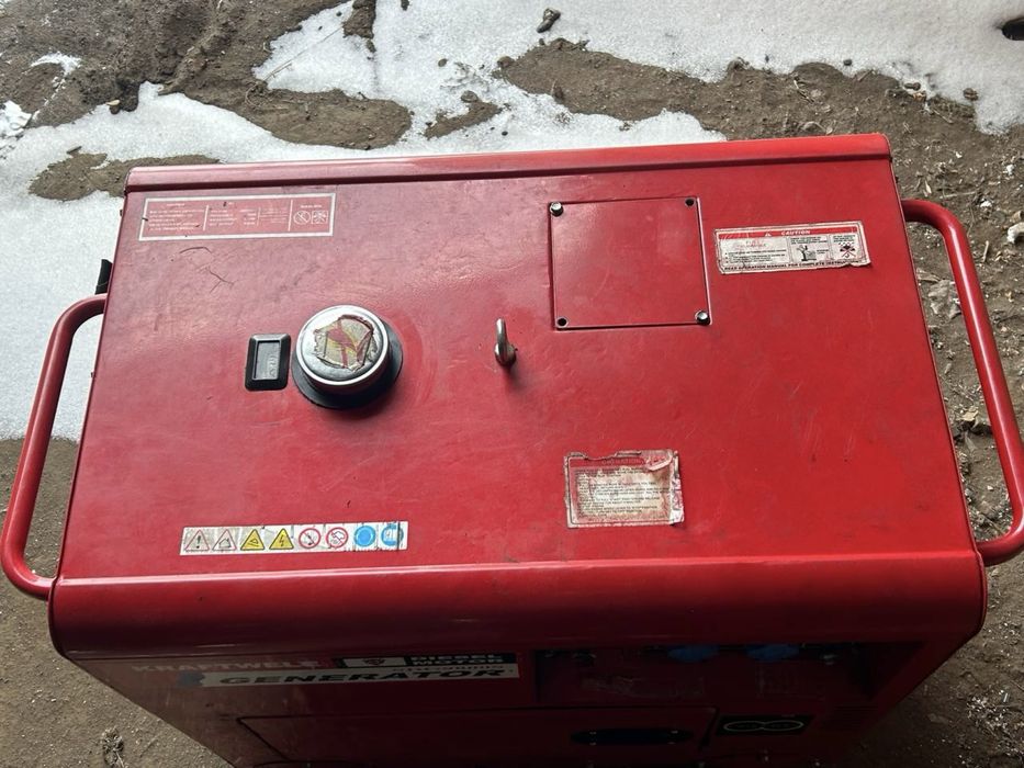 Дизельний генератор Kraftwele SDG9800S Silent (9.5 - 9.8 кВт, 220V/380V)