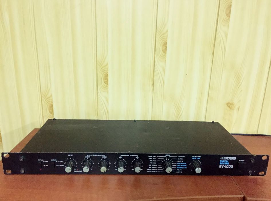 Boss RV-1000 digital reverb
