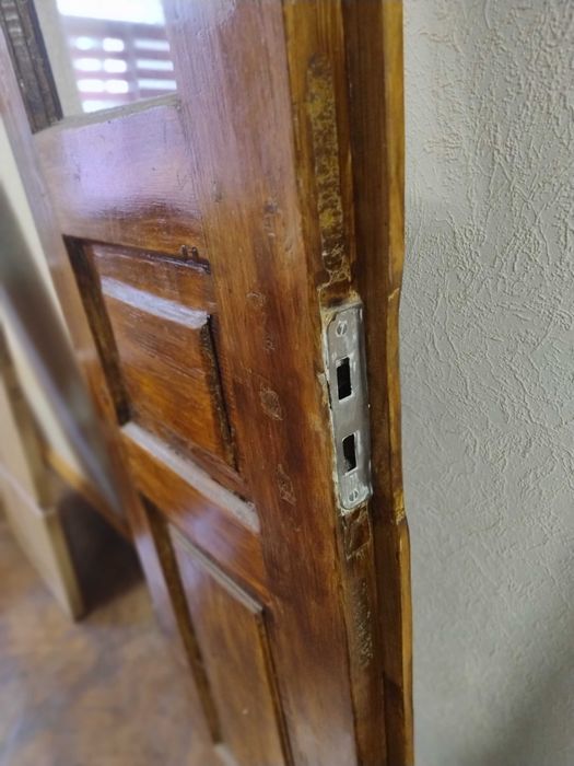 Двері подвійні масив дерево лак