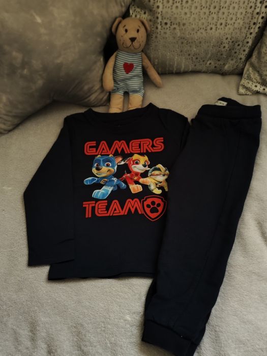 Bluzka długi rękaw Psi patrol i spodnie dresowe C&A rozm. 92