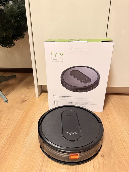 Миючий робот пилосос Kyvol  D10