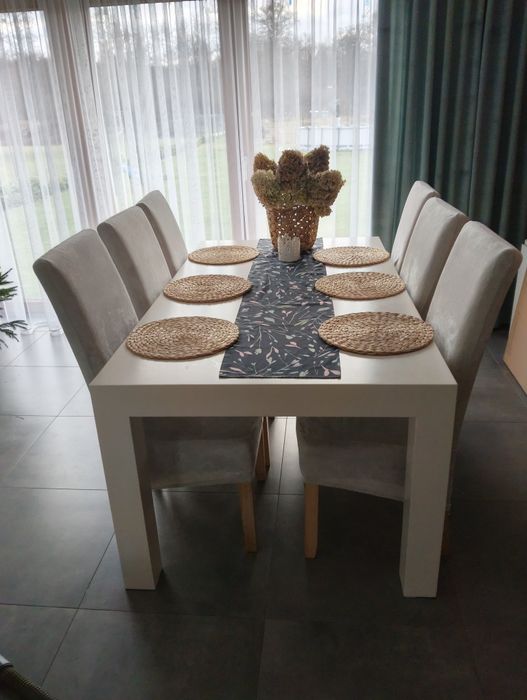 Stół duży biały dostawka i krzesła