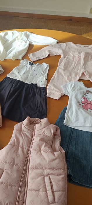 Conjunto de roupas para menina (1 ano)