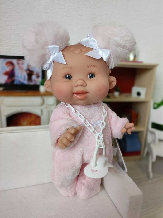 Ванильные пупсы Marina&Pau/Nines d'Onil нарядные, 26 см