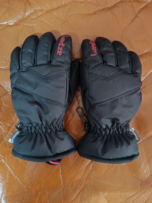 Luvas criança para neve, usadas só uma vez