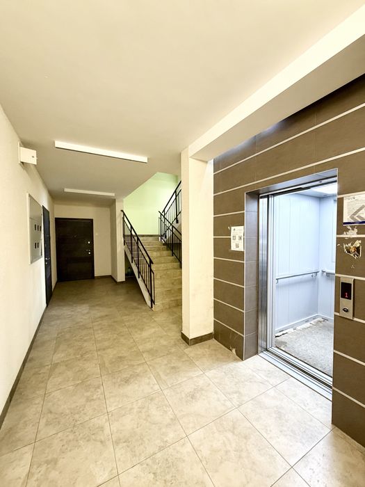 Без комісіі. Продаж 2 кімнатноі квартири у закритому ЖК Озерний Гай пляжі зони відпочинку озера у Вашому доступі  Киівська область село Гатне