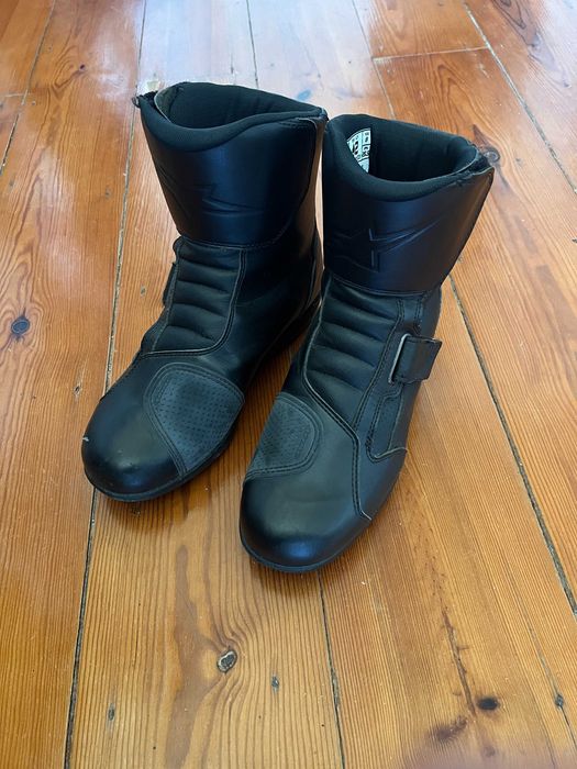 Botas para conduzir motos como novas