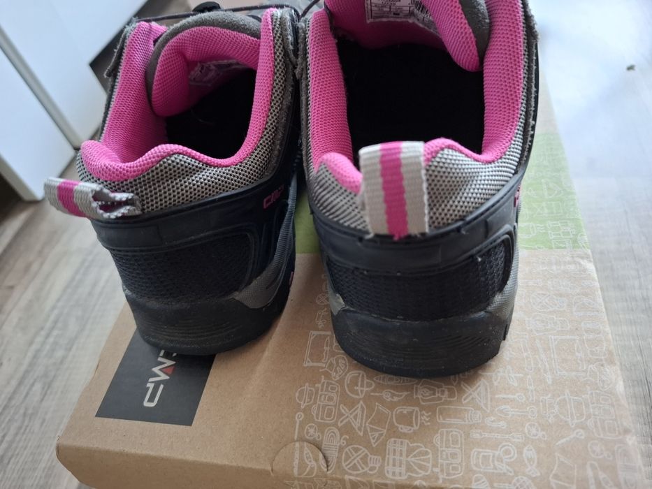 Buty  jesienne CMP trekkingowe stan idealny  35.