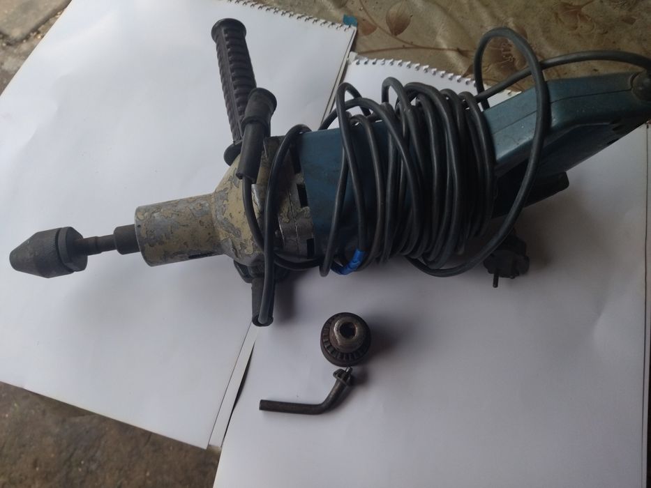 Продам электро дрель цена 750гр