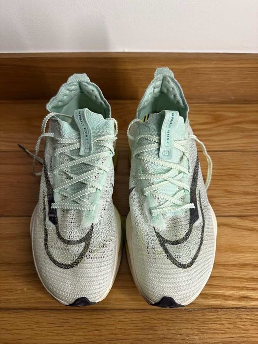 Vendo sapatilhas zoom alphafly 2