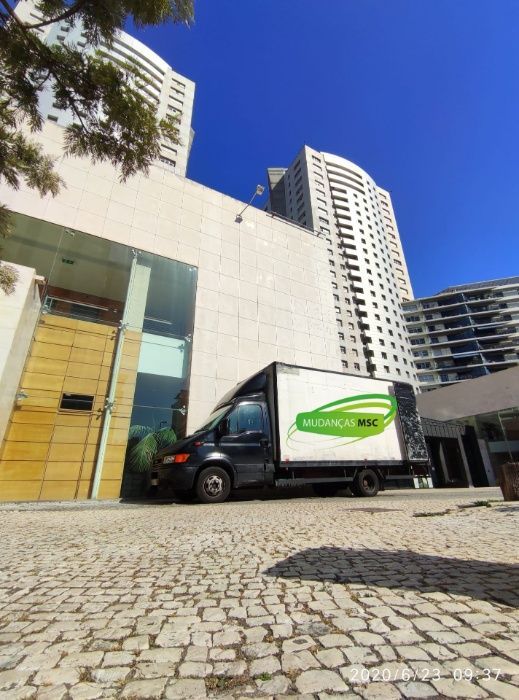 Mudanças MSC mais de 14 anos ao seu serviço Armazenamento temporário